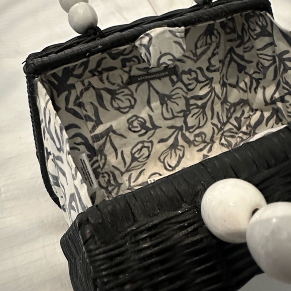 Bali Beaded Straw Black and White Woven Handbag Satchel - Picture 10 of 15